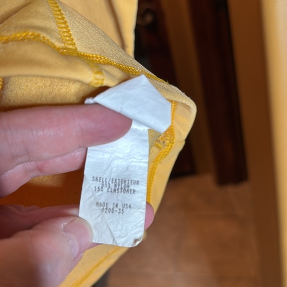 Vintage NILS W's Robin 1/2 Zip Top Yellow Size Medium Pull - Picture 7 of 9